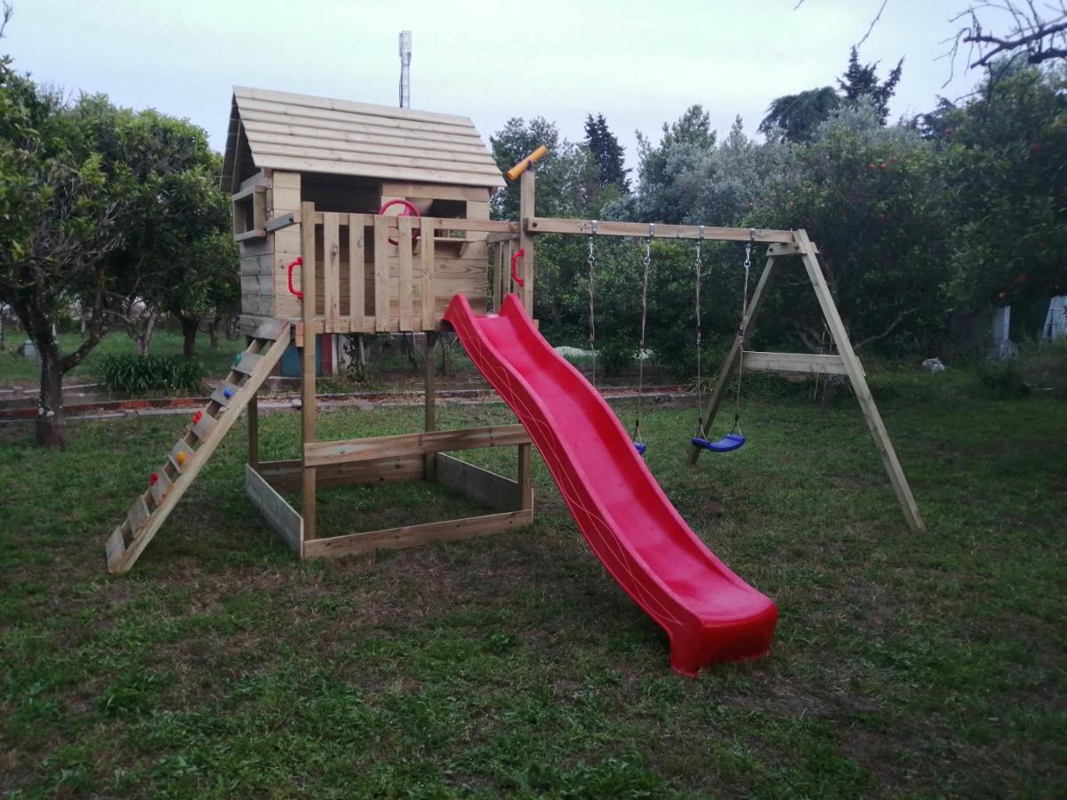 Casa Das Laranjeiras E Parque Infantil Azeitao Exteriör bild